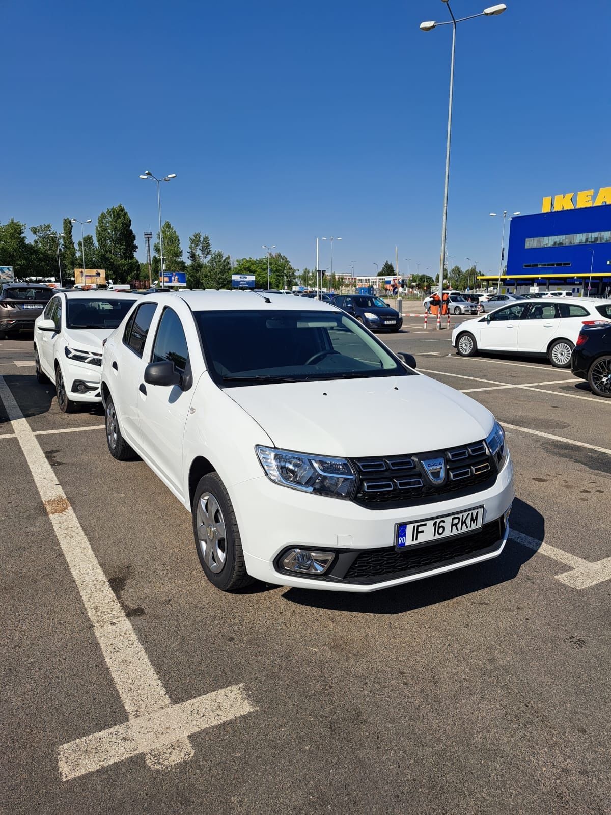 Dacia Logan  an 2017 motor 09 benzina