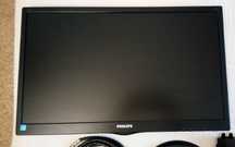 Monitor Philips 223V5L. Nu are port HDMI