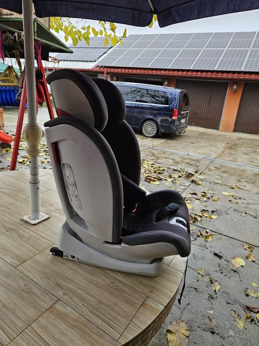 Vand scaun de copil pt masina isofix