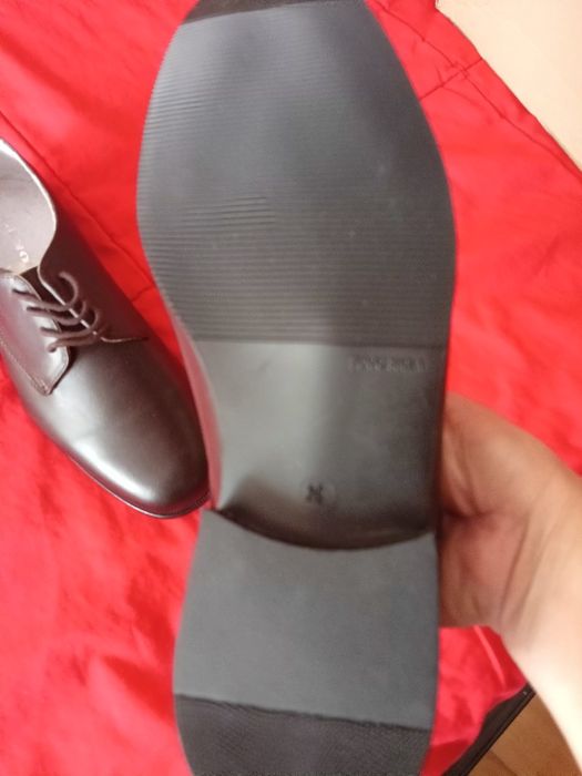 Pantofi de piele mărimea 40