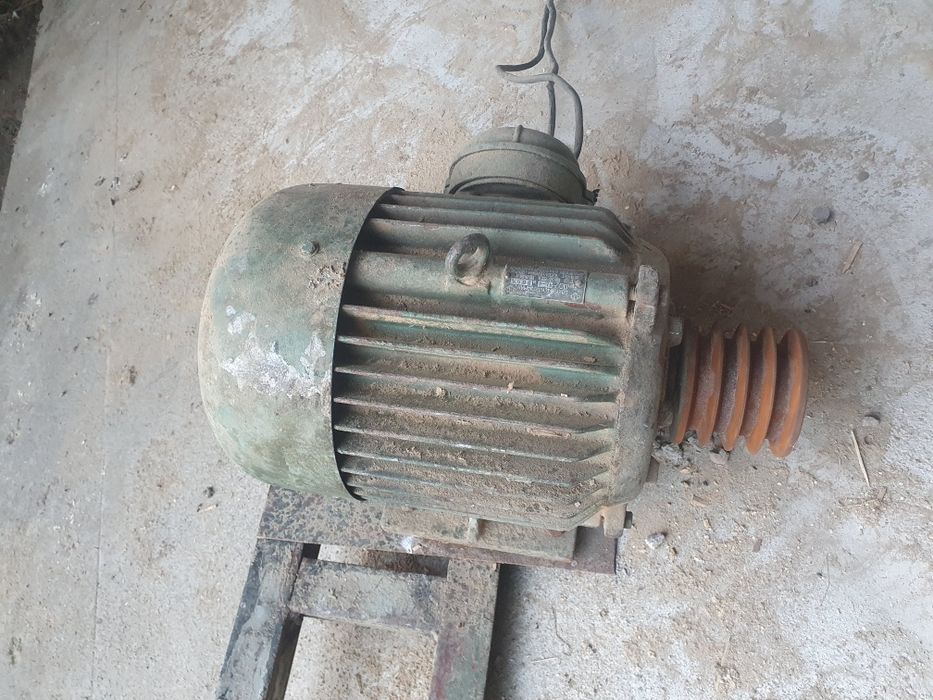 Электродвигатель сотилади 4 квт