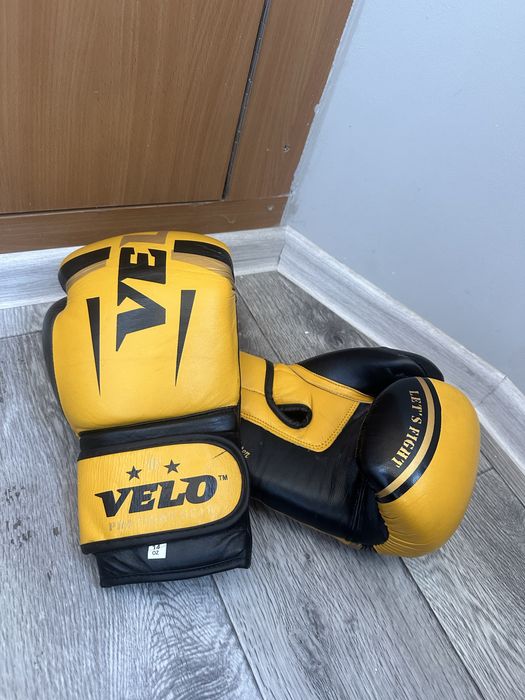 Перчатки боксерские новые