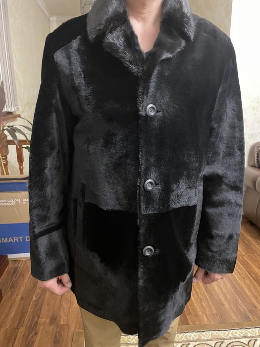 Продам шубу натуральную.