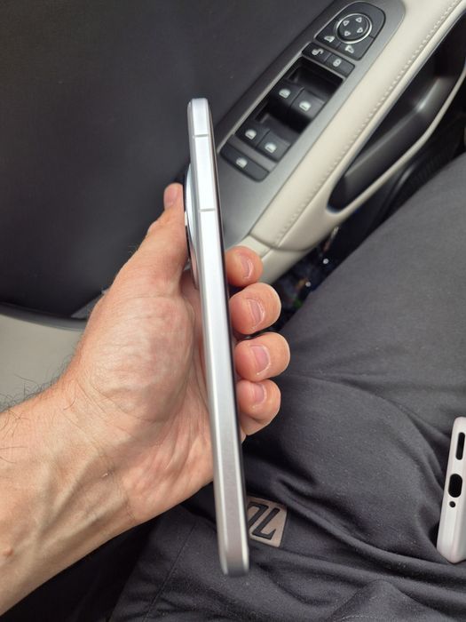 Honor magic 7 pro snapdragon 8 elite