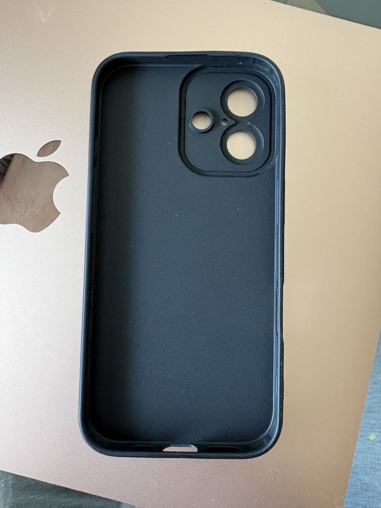 Кейс за iPhone 16