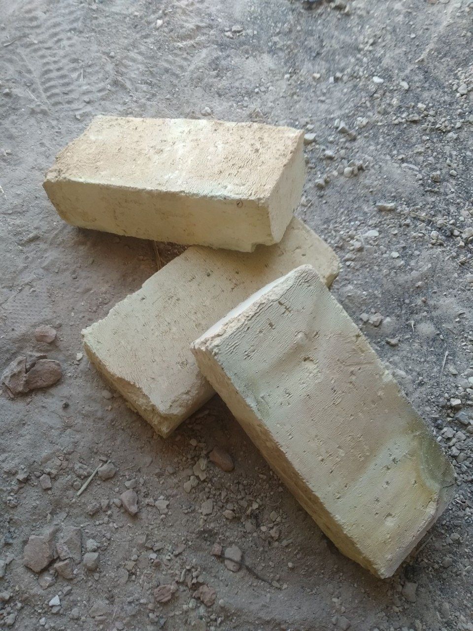 Кирпич полтора качественная