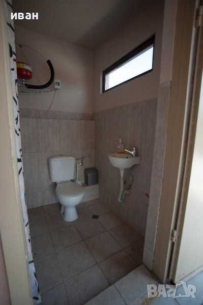 Продава се Къща в Пловдив, Център - 250 кв.м за 1320 €/кв.м - Снимка #12