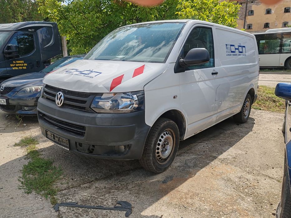 VW T6 2.0 TDi 2014