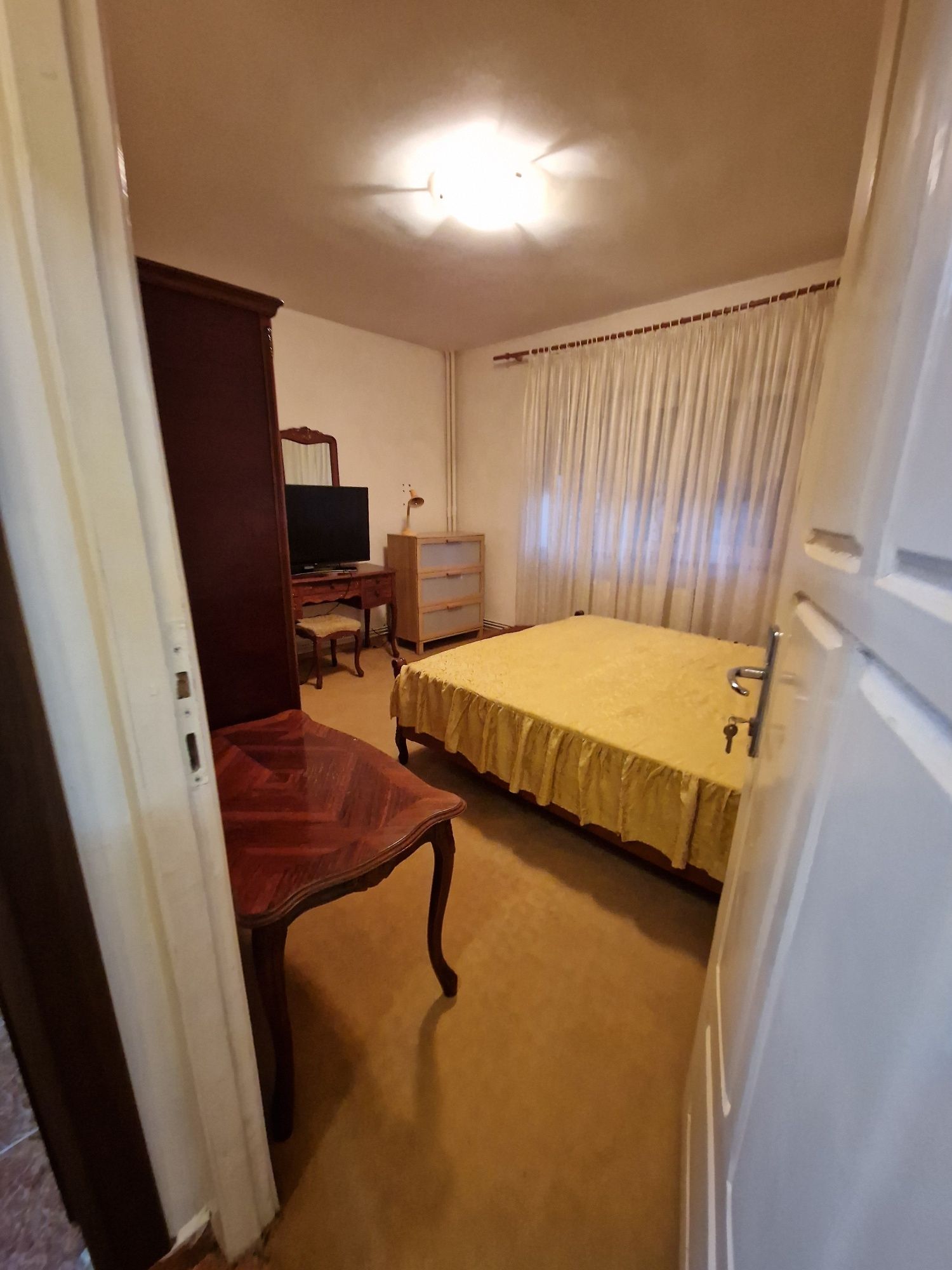 Ap 2 camere intre Timpuri Noi si Mall Vitan
