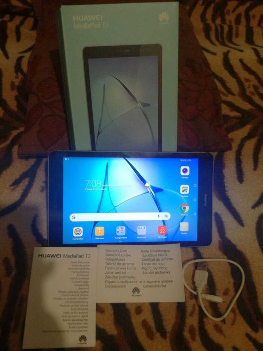 Четири Ядрен Таблет Huawei MediaPad T3 8, 2GB RAM, 16GB ROM, SD, Wi-Fi