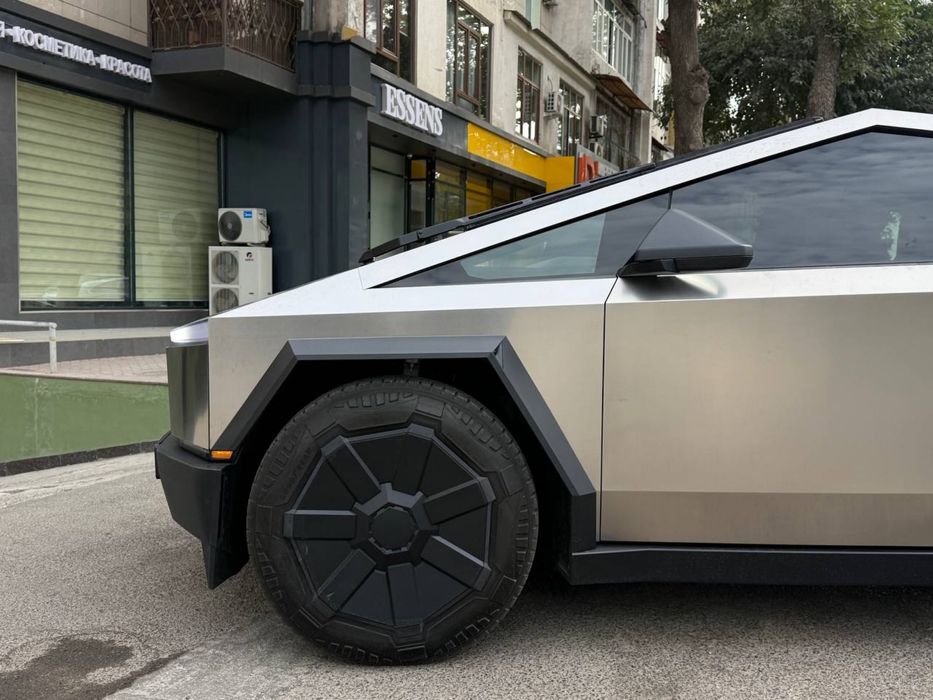 Tesla Cybertruck