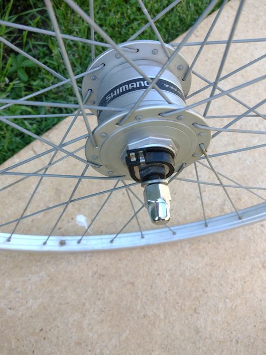 Roți dinam încorporat