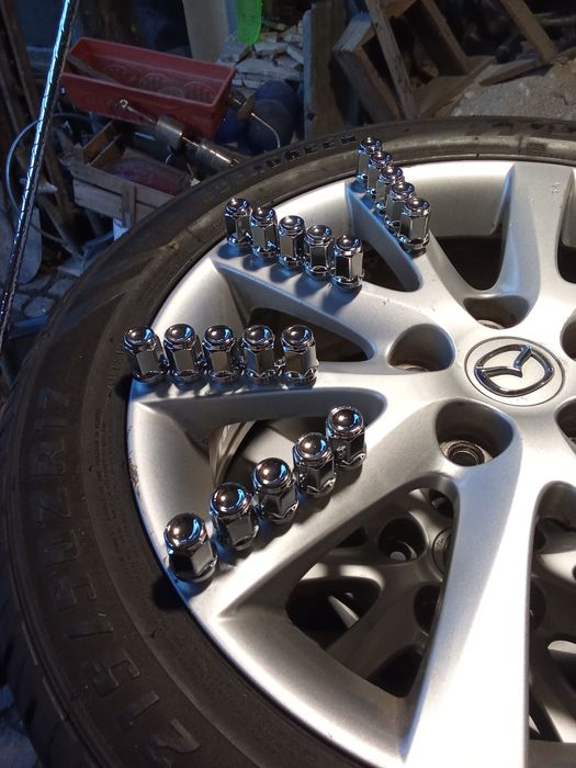 Джанти с гуми 5×114.3 17"