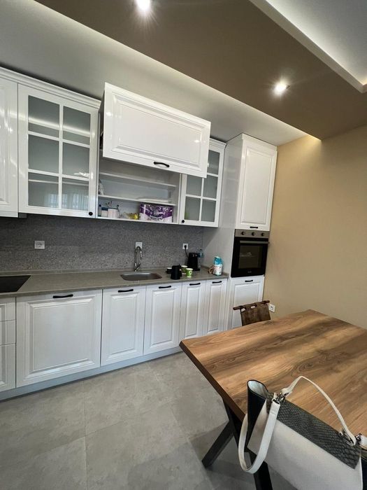 Дава се под наем Двустаен апартамент в Пловдив, Христо Смирненски - 76 кв.м за 500 € - Снимка #2