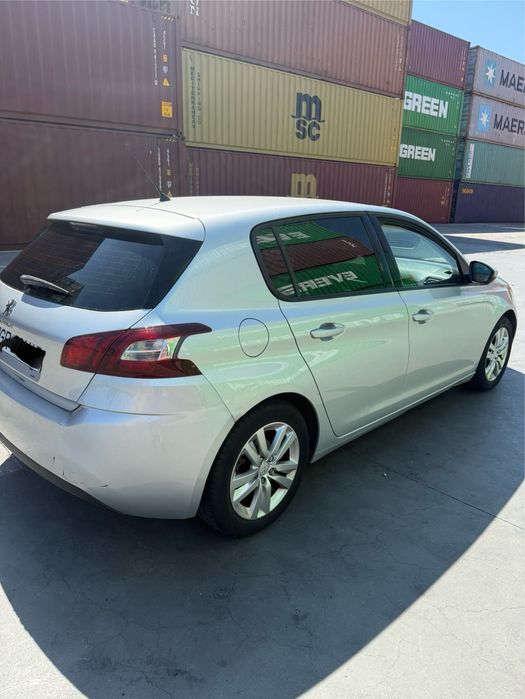 Peugeot 308 1,2 benzina hatchback