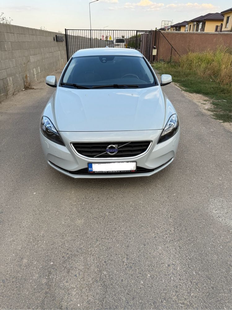 Volvo V40 - 2016