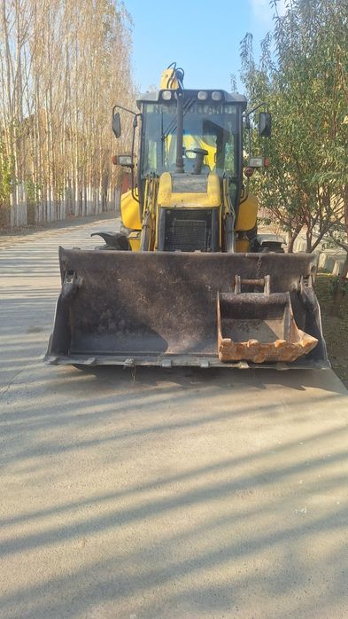 Сотилади холат зур ишлаб турган камчилиги йук нархи  келишамиз