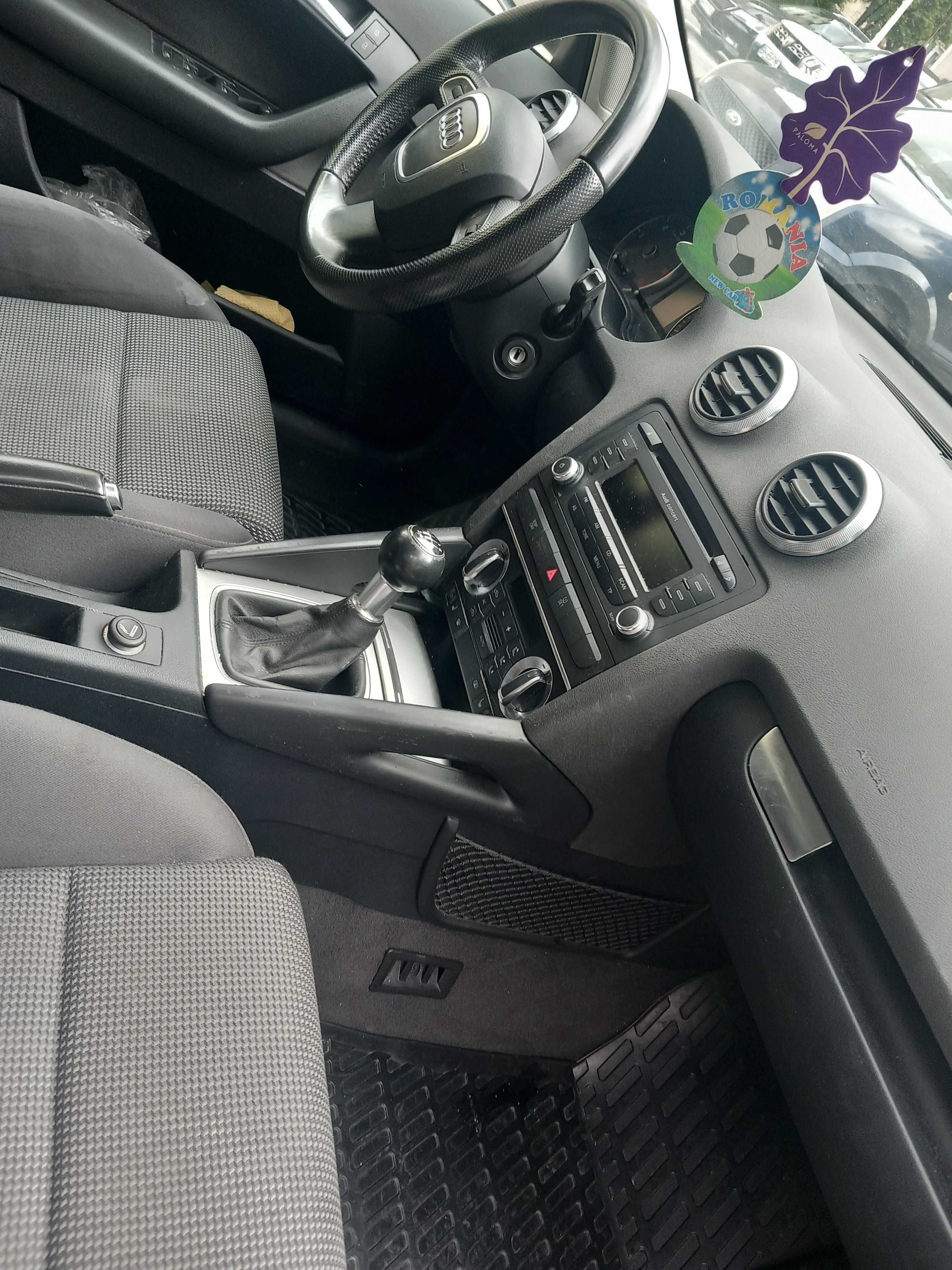 Vand sau schimb Audi A3,an 2010