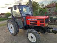Traktor yaponski shibaura 4x4 SAS inventara