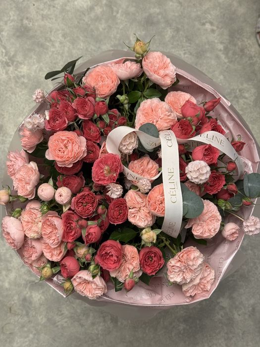 Шикарный букет цветов селин