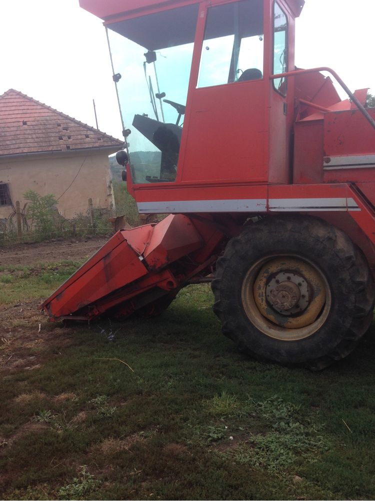 vand culegator porumb bourguoin gr 10