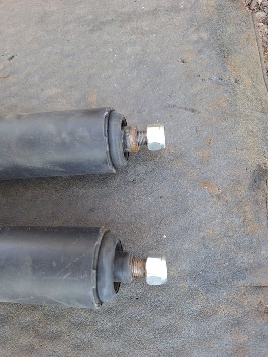 Амортисьори peugeot 308 Т9 задни оригинални