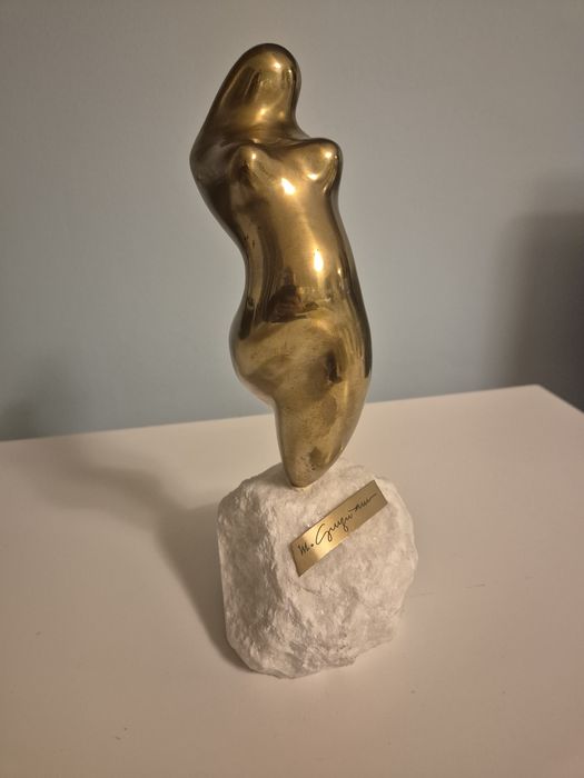 Sculptura bronz Marcel Guguianu
