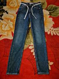 Calvin Klein High Rise Skinny Ankle Jeans mas. 26 Amsterdam Blue Color