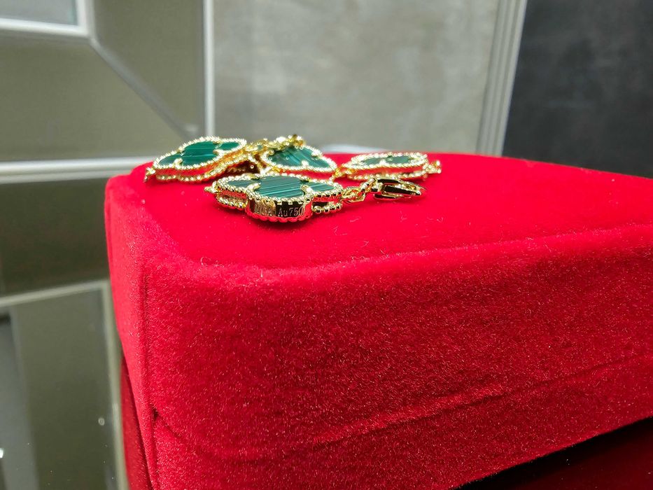 Van Cleef & Arpels VCA Gold Green 5 Vintage Alhambra Дамска Гривна