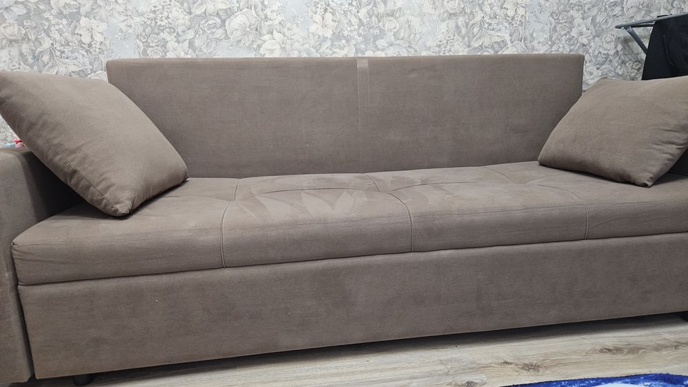 Продам диван книжка