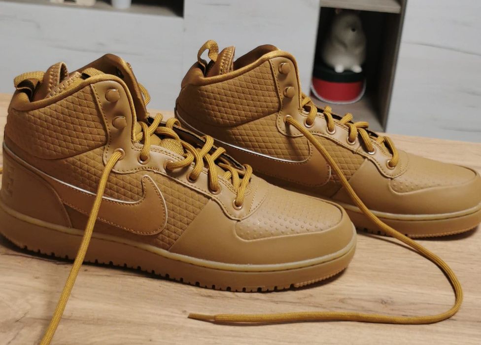 Adidași Nike , marimea 44.5