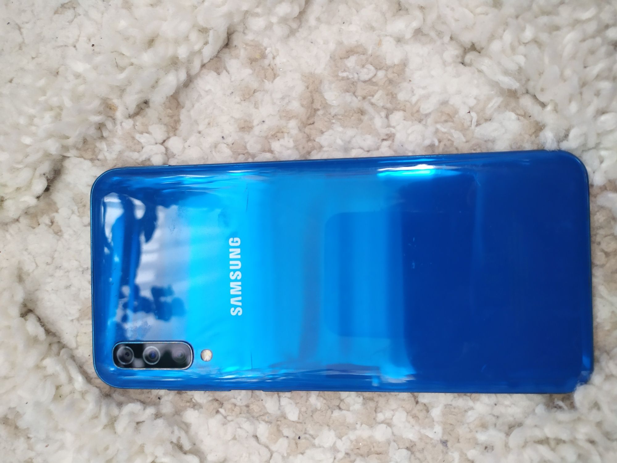 Samsung Galaxy a50