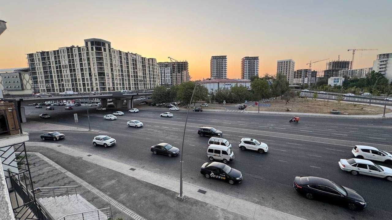 Arenda 3 hona 90 kv + balkon