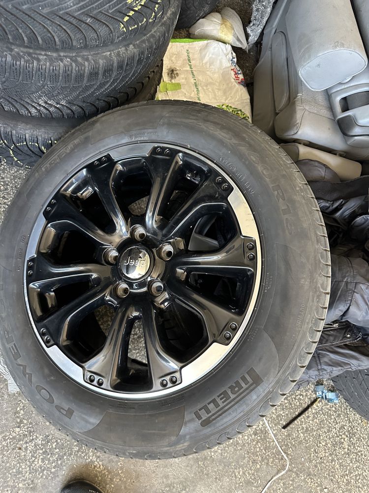 Джанти с гуми R18 за JEEP