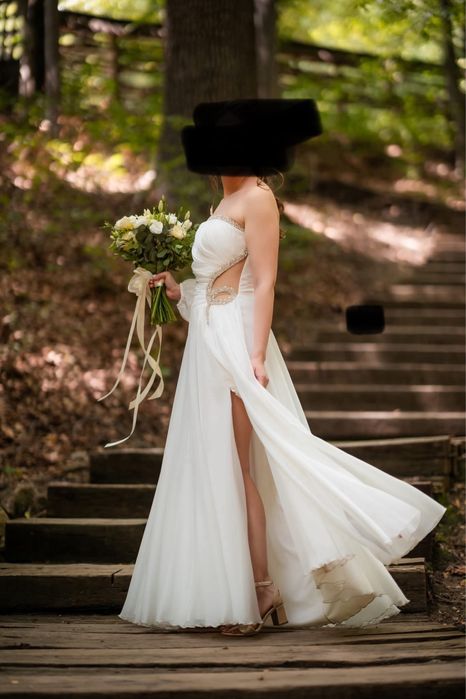 Vand rochie mireasa/cununie