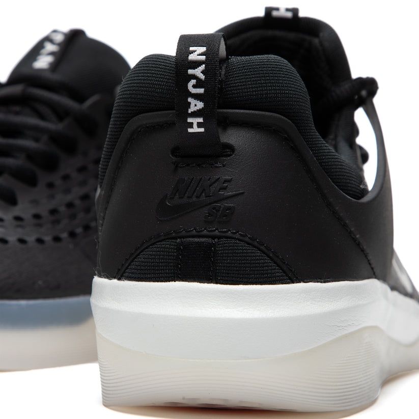 Дамски Nike SB Zoom Nyjah 3 нови