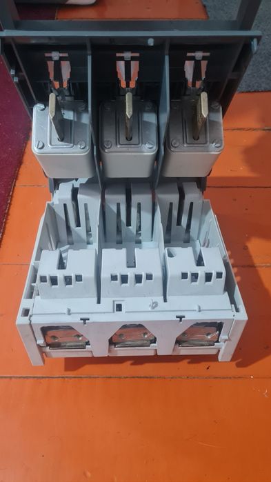 Рубильник откидной ABB XLP2-6ВС