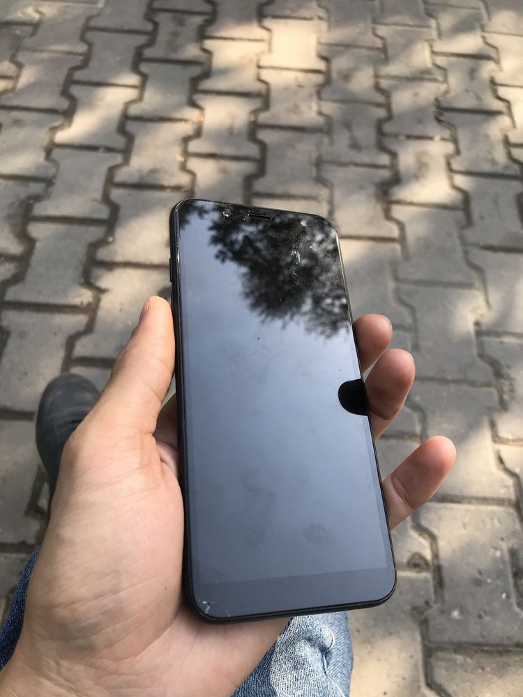 Продам Samsung A6