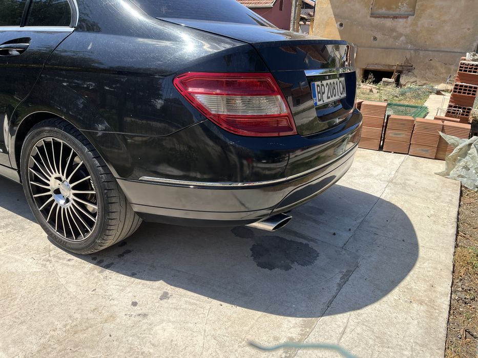 Предна броня за Mercedes w204