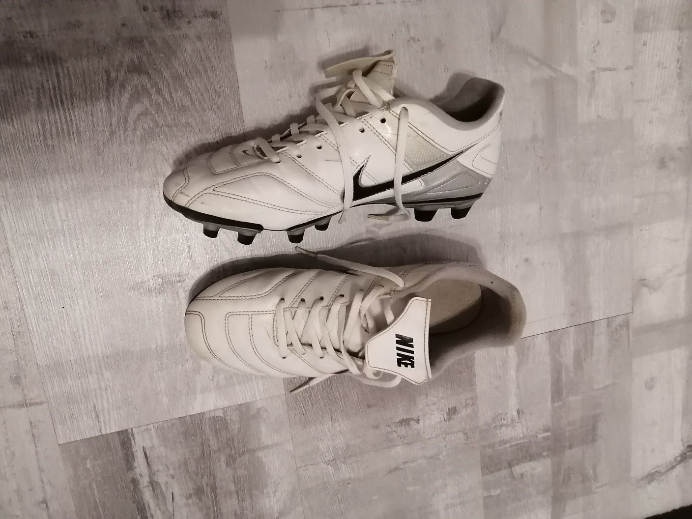 Ghete fotbal Nike mărimea 42