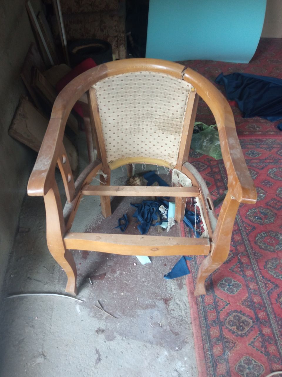 Реставрация мебелы и стол стулья