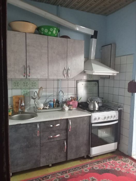 Chirchiq shahar 8 -mikrarayonda 4 xonaliy kvartira srochna sotiladi!