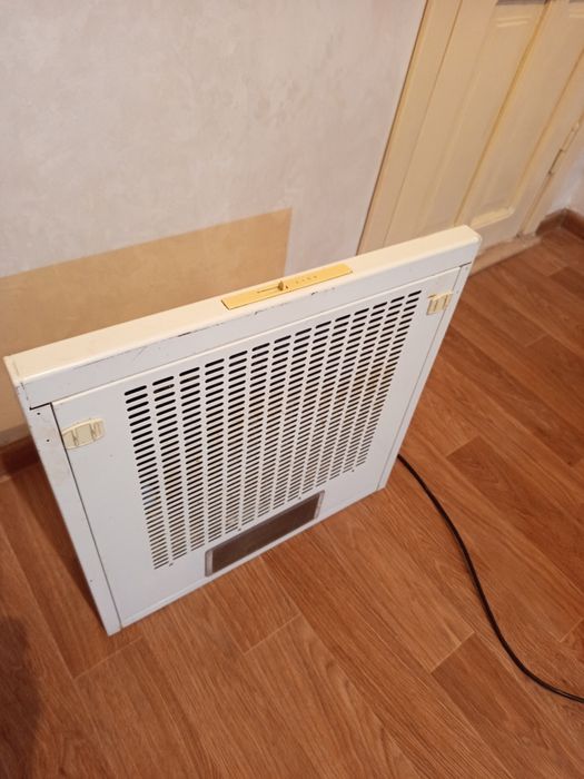 Вытяжка кухонная