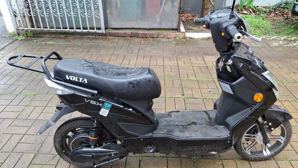 Scuter electric Volta aproape nou