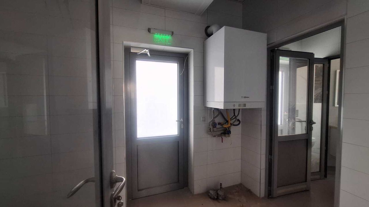 Продава се Заведение в Елин Пелин - 195 кв.м за 1800 €/кв.м - Снимка #7