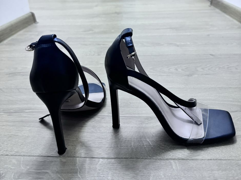 Sandale elegante cu toc