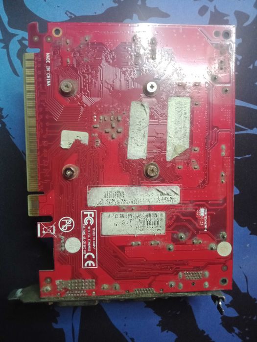 Продам видеокарту gt 440 1gb