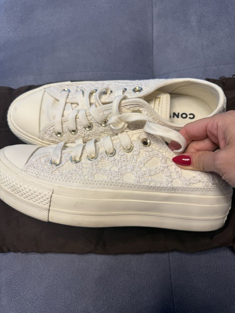 Дамски кецове Converse