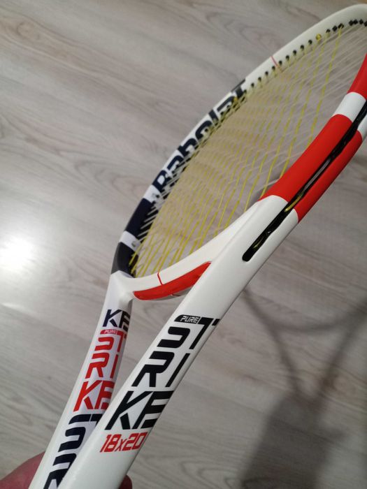 Babolat Pure Strike
