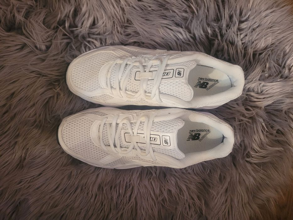 Adidași New Balance, originali Nr 41,5